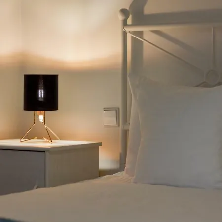 Charming Central Bright Appartamento